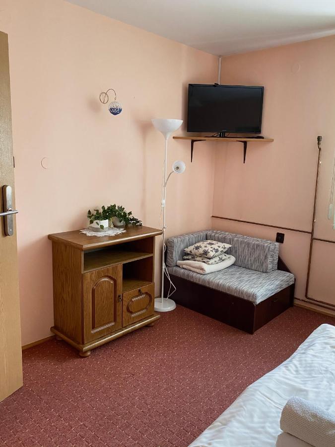 Pokoje Goscinne Pod Jaworem - Obok Pieknego Szlaku Wzdluz Rzeki Bialka, 1Km Do Stokow Kotelnica Kültér fotó